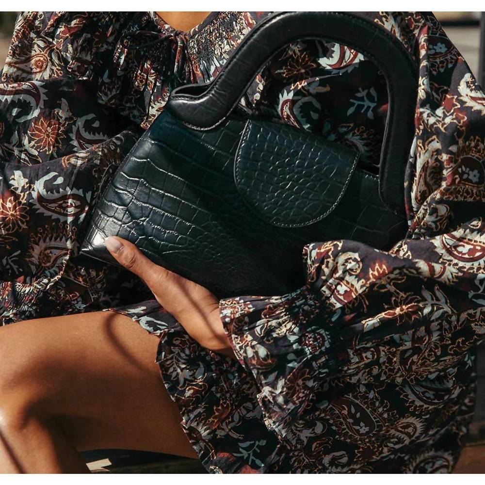 NEW CLEOBELLA pierce hand bag in black - Picture 2 of 3